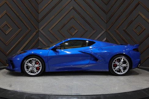 Used 2022 Chevrolet Corvette Stingray Premium Cpe w/ Z51 Performance Package image 3