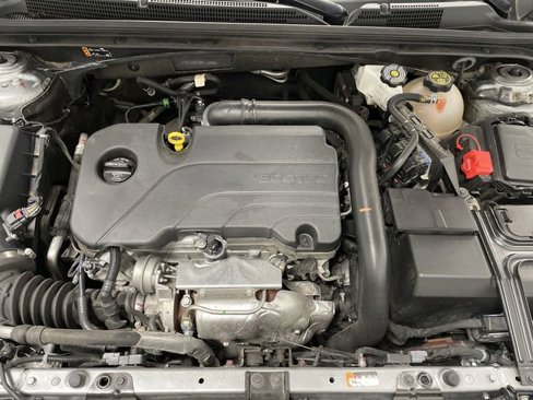 Used 2024 Chevrolet Malibu LT image 35