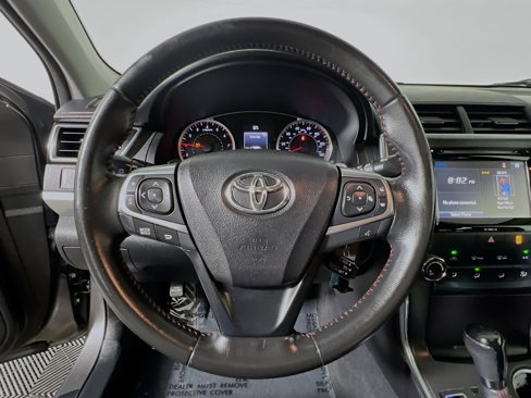 Used 2016 Toyota Camry SE image 18