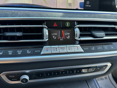 Used 2020 BMW X7 xDrive40i w/ Premium Package image 29