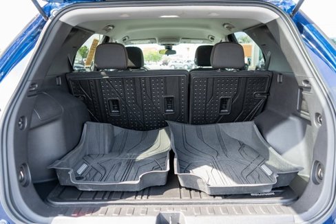 Used 2023 Chevrolet Equinox LT w/ LPO, Floor Liner Package image 10