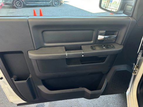 Used 2012 RAM 1500 ST w/ PWR & Remote Entry Group image 9