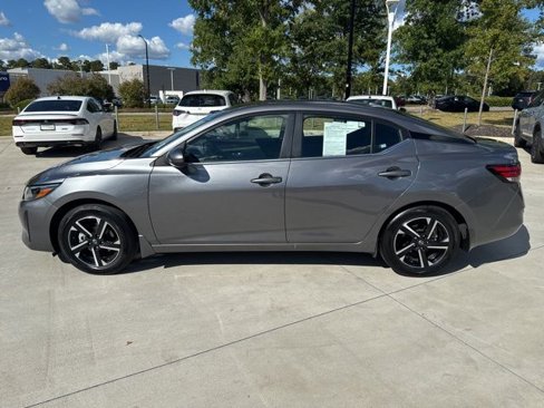 Used 2024 Nissan Sentra SV w/ Trunk Package image 5