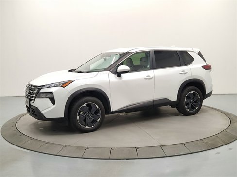 Used 2024 Nissan Rogue SV image 3