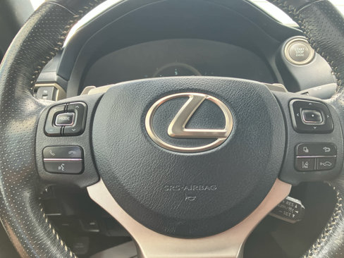 Used 2018 Lexus IS 300 image 14