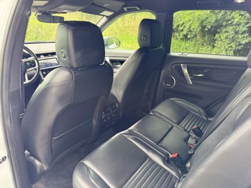 Used 2021 Land Rover Discovery Sport S image 16