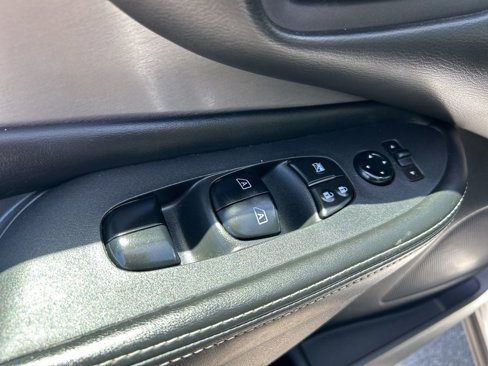 Certified 2023 Nissan Murano SV image 13