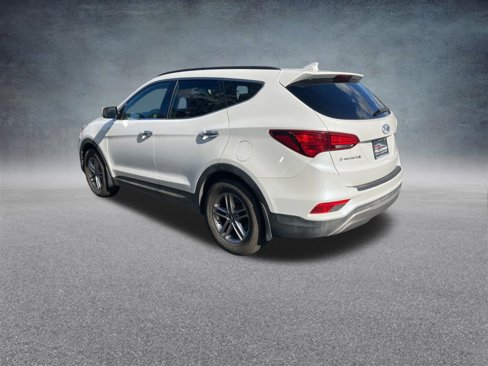 Used 2017 Hyundai Santa Fe Sport image 3