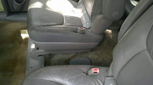 Used 2005 Toyota Sienna XLE image 29
