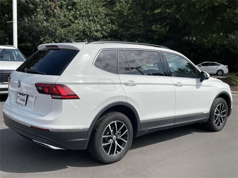Used 2021 Volkswagen Tiguan SE image 6