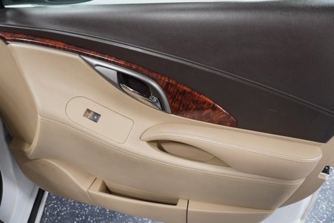 Used 2013 Buick LaCrosse image 24