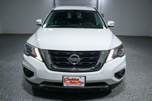 Used 2018 Nissan Pathfinder SL w/ Cargo Package image 4