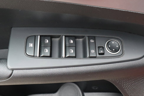 Used 2023 Kia Forte LXS image 14