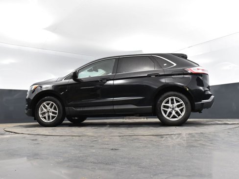 Used 2023 Ford Edge SEL image 42