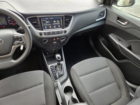 Used 2020 Hyundai Accent SEL image 15