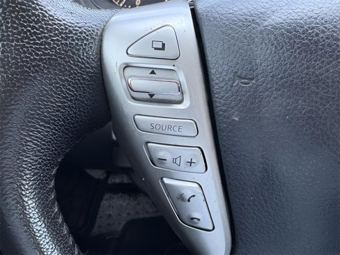 Used 2018 Nissan Versa Note SV image 20
