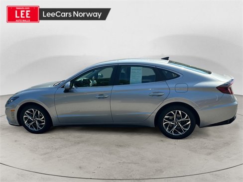Used 2021 Hyundai Sonata SEL w/ Preferred Accessory Package image 2