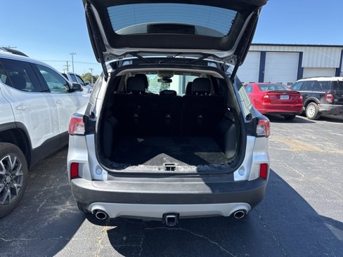 Used 2020 Ford Escape Titanium image 5
