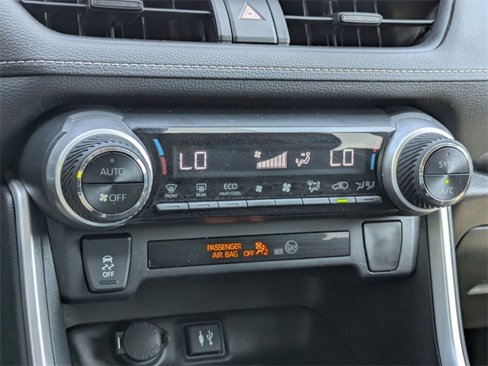 Used 2019 Toyota RAV4 XLE image 20