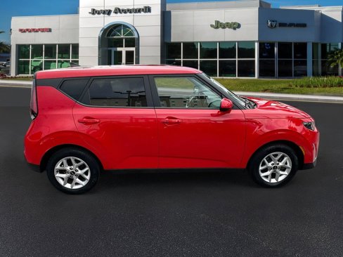 Used 2023 Kia Soul S image 8