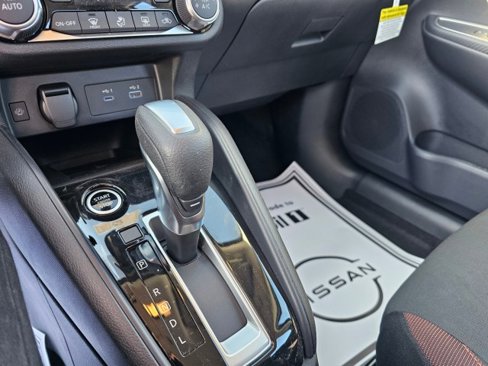 New 2025 Nissan Versa SR w/ Trunk Package image 36