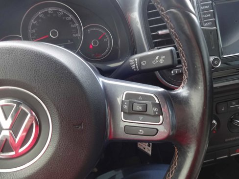 Used 2017 Volkswagen Beetle 1.8T Classic image 18
