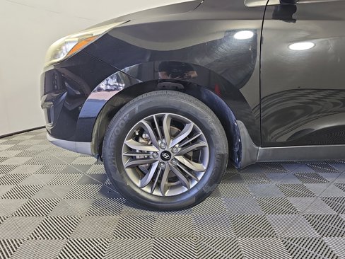 Used 2015 Hyundai Tucson GLS image 10