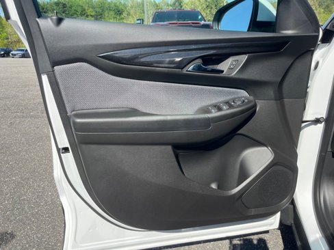 New 2025 Chevrolet TrailBlazer LT w/ LPO, Blackout Package image 31