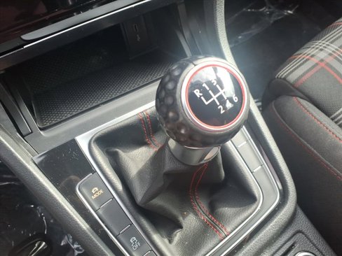 Used 2020 Volkswagen GTI S image 16