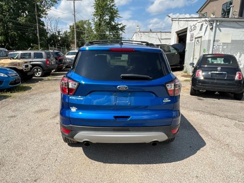 Used 2017 Ford Escape SE w/ Equipment Group 201A image 8