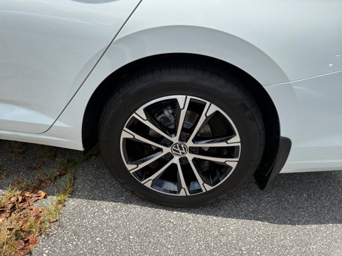 New 2025 Volkswagen Jetta Sport image 22