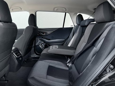 Used 2023 Subaru Outback Premium image 22