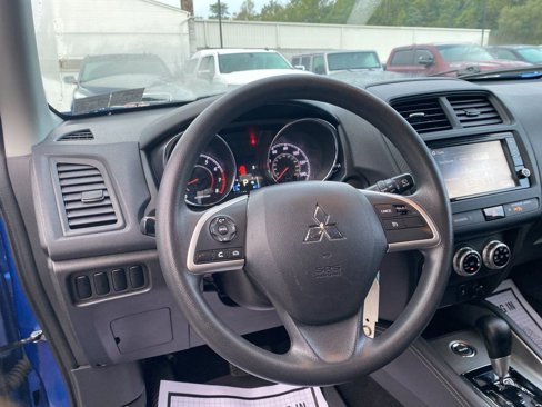Used 2020 Mitsubishi Outlander Sport SE image 17