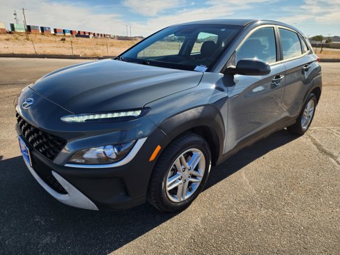 Used 2022 Hyundai Kona SE w/ Cargo Package image 3