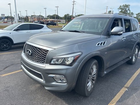Used 2017 INFINITI QX80 4WD w/ Driver Assistance Package image 2