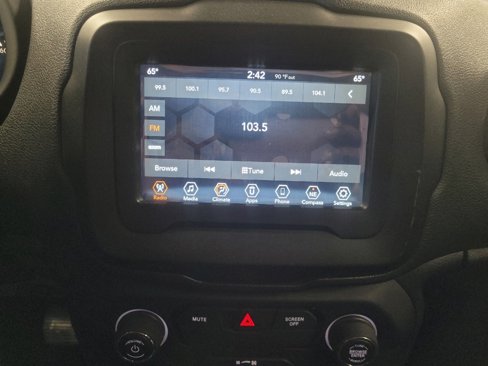 Used 2020 Jeep Renegade Latitude image 25