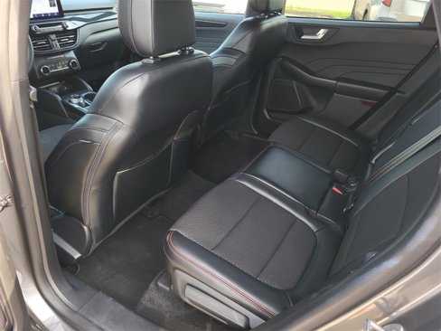 Used 2024 Ford Escape ST-Line image 25