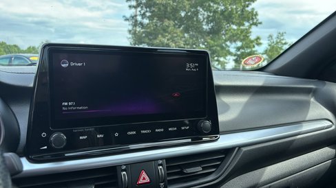 Used 2022 Kia Forte GT-Line w/ GT-Line Premium Package image 19