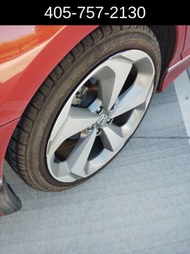 Used 2019 Honda Accord Touring image 10
