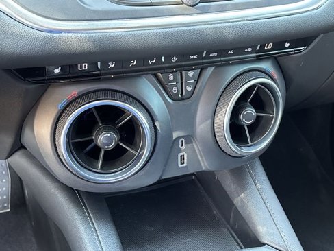 Certified 2022 Chevrolet Blazer LT image 30
