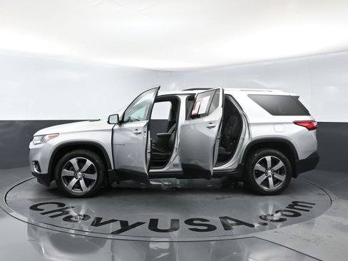 Used 2018 Chevrolet Traverse LT w/ LPO, Floor Liner Package image 20