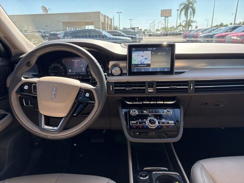 Certified 2020 Lincoln Corsair FWD image 10