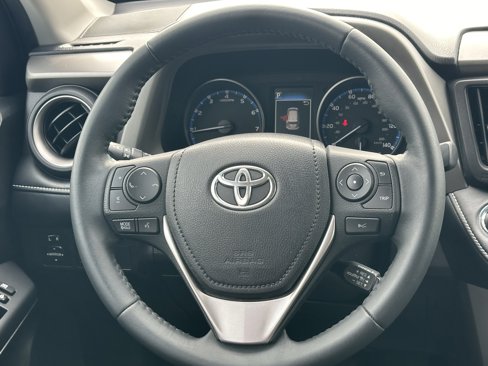 Used 2017 Toyota RAV4 XLE image 25