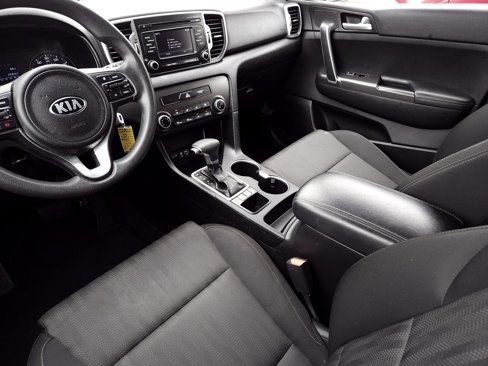 Used 2017 Kia Sportage LX image 13