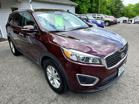 Used 2017 Kia Sorento AWD image 7