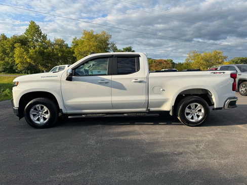 Used 2020 Chevrolet Silverado 1500 LT w/ Trailering Package image 8