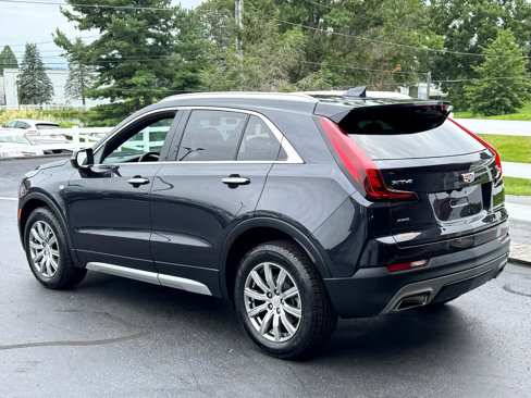 Used 2022 Cadillac XT4 Premium Luxury w/ Enhanced Visibility Package image 5