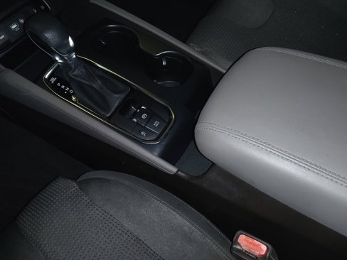 Used 2019 Hyundai Santa Fe SE image 26