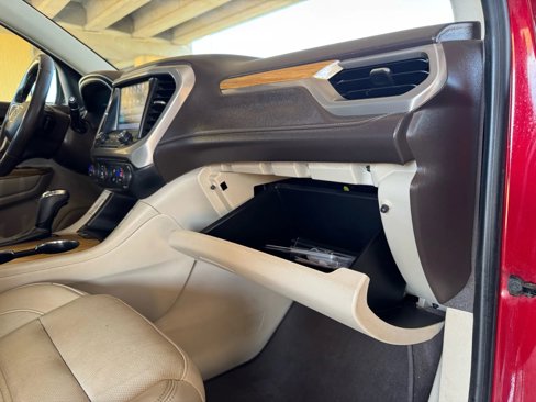 Used 2017 GMC Acadia Denali w/ Technology Package image 31