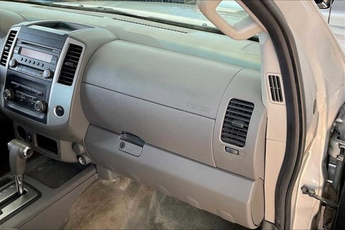 Used 2015 Nissan Frontier S image 17